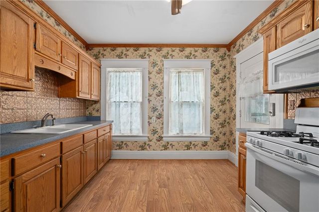 553 E Park Street, Olathe, KS 66061