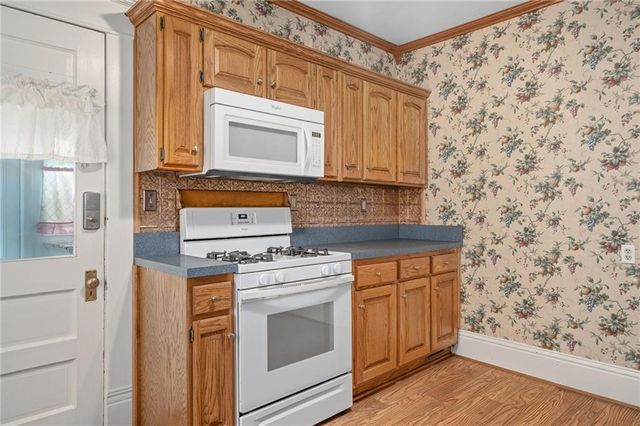 553 E Park Street, Olathe, KS 66061