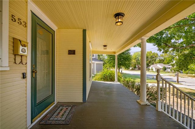 553 E Park Street, Olathe, KS 66061