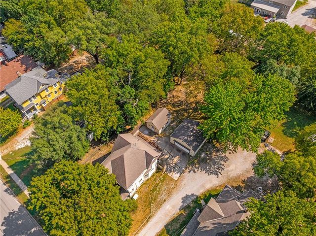 553 E Park Street, Olathe, KS 66061