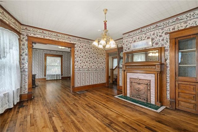 553 E Park Street, Olathe, KS 66061
