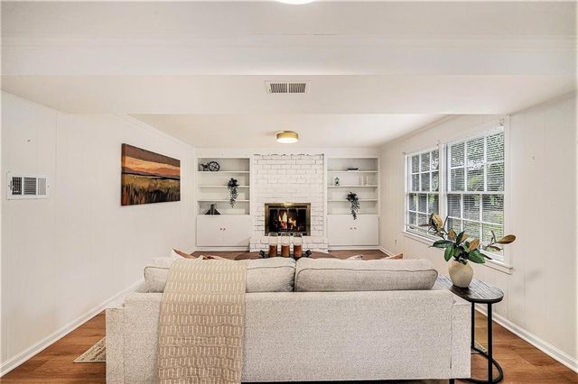 3322 W 95th Street, Leawood, KS 66206