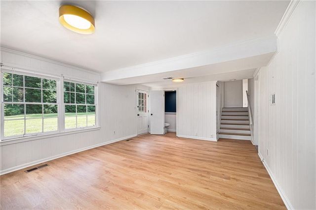 3322 W 95th Street, Leawood, KS 66206