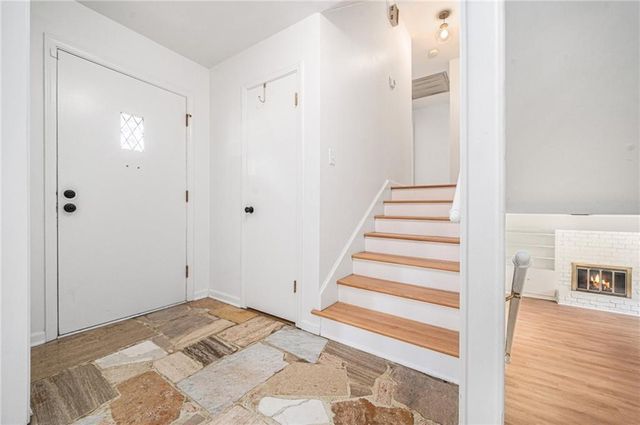 3322 W 95th Street, Leawood, KS 66206