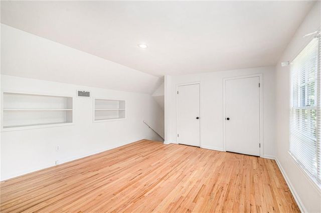 3322 W 95th Street, Leawood, KS 66206