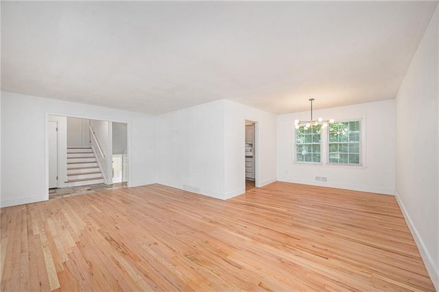 3322 W 95th Street, Leawood, KS 66206