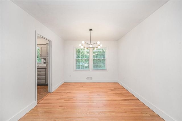 3322 W 95th Street, Leawood, KS 66206