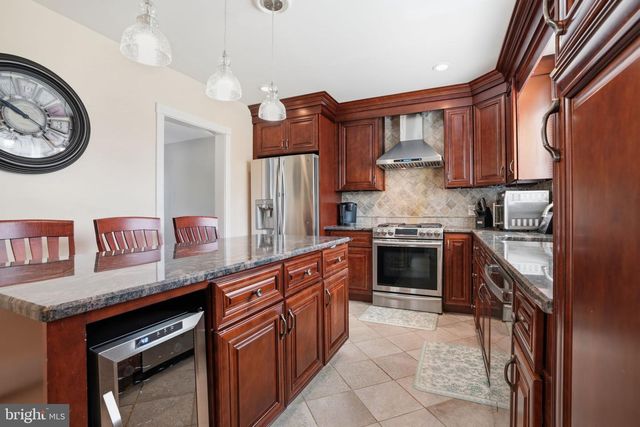 49 MAPLE AVE, Southampton, PA 18966