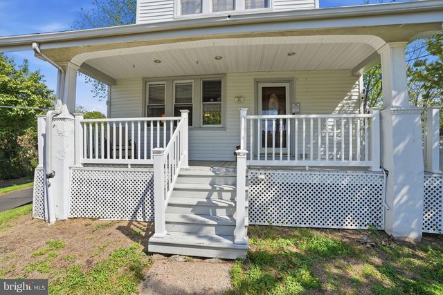 49 MAPLE AVE, Southampton, PA 18966