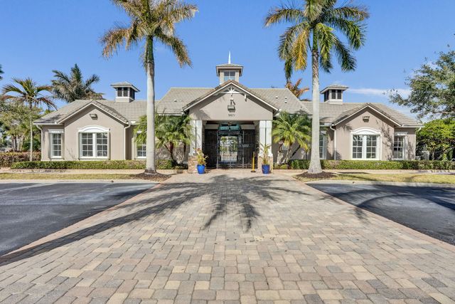 9872 SW Glenbrook Drive, Port St. Lucie, Port St Lucie, FL 34987