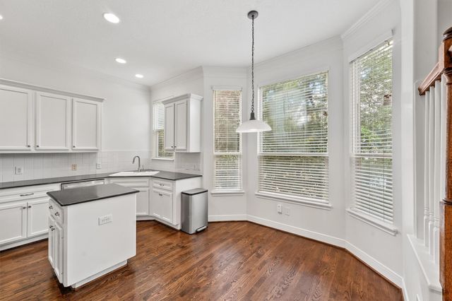 208 Hawthorne Street A, Houston, TX 77006