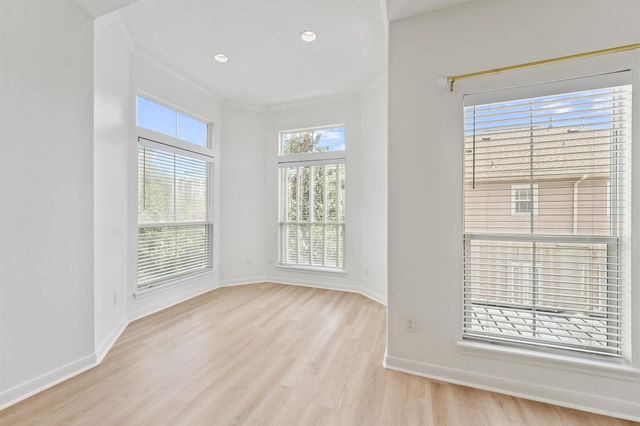 208 Hawthorne Street A, Houston, TX 77006