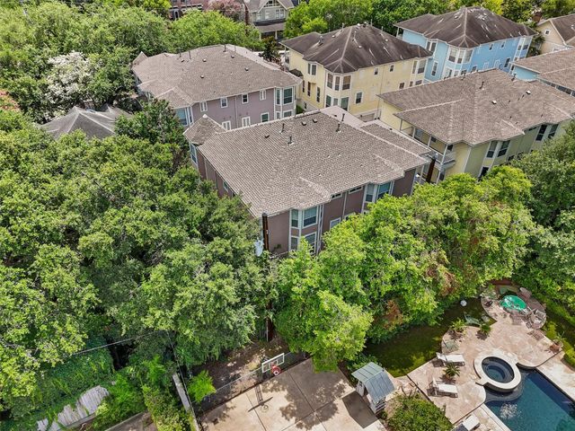 208 Hawthorne Street A, Houston, TX 77006