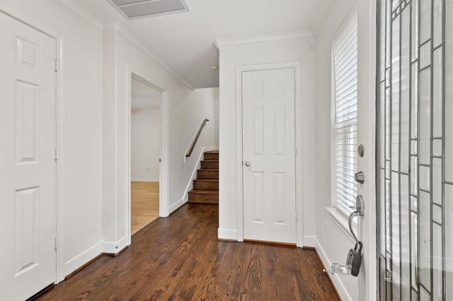 208 Hawthorne Street A, Houston, TX 77006