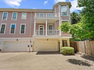 208 Hawthorne Street A, Houston, TX 77006