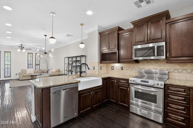 4433 N 24TH Place, Phoenix, AZ 85016