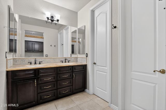 4433 N 24TH Place, Phoenix, AZ 85016