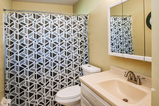 630 42nd Court, Vero Beach, FL 32968