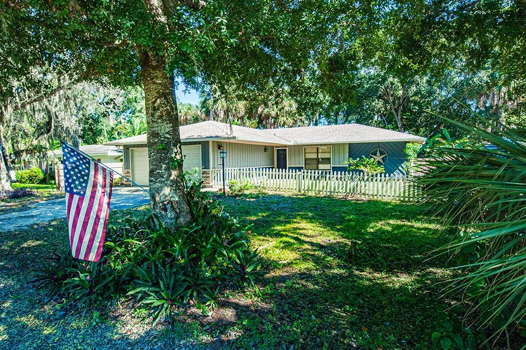 630 42nd Court, Vero Beach, FL 32968