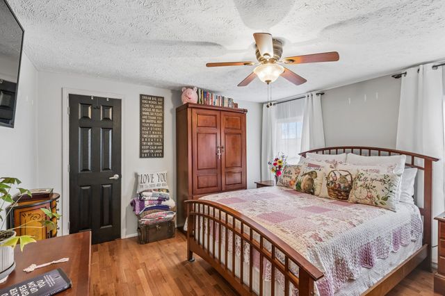 105 Sickler Rd, Hohenwald, TN 38462