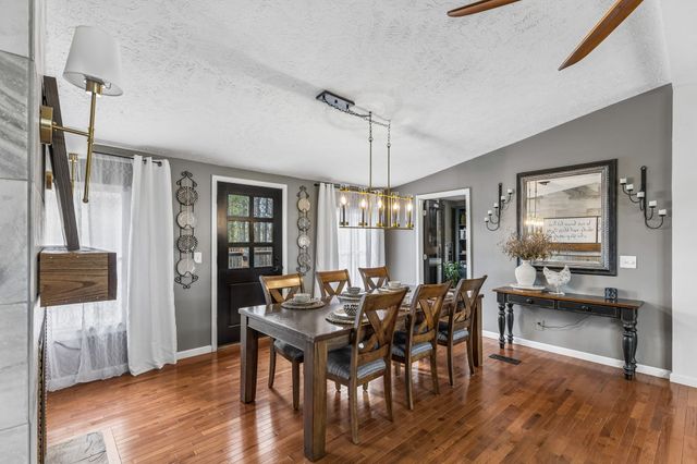 105 Sickler Rd, Hohenwald, TN 38462