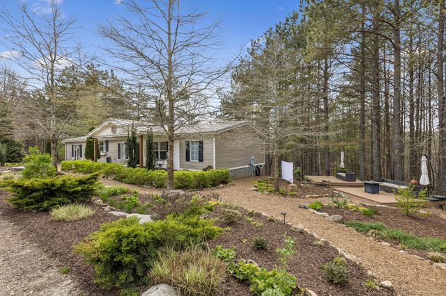 105 Sickler Rd, Hohenwald, TN 38462