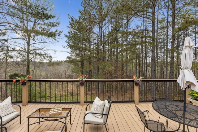 105 Sickler Rd, Hohenwald, TN 38462