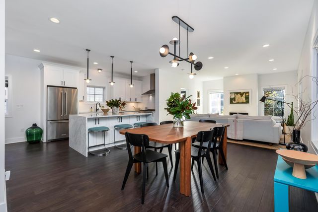 289 E Greenwood Avenue, Columbus, OH 43201