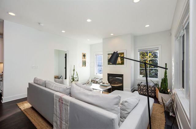 289 E Greenwood Avenue, Columbus, OH 43201