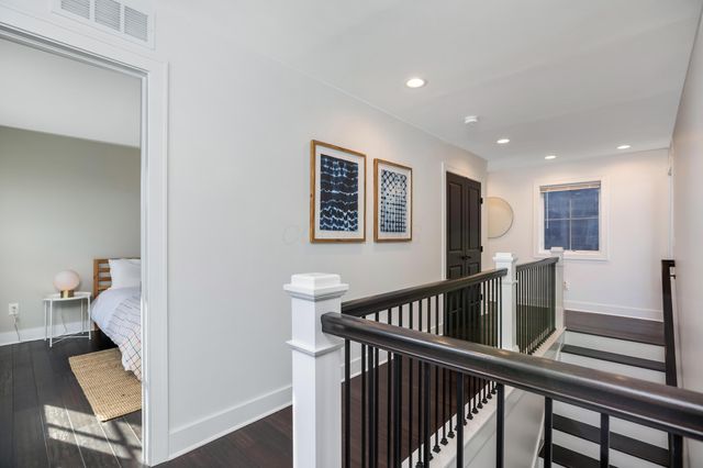 289 E Greenwood Avenue, Columbus, OH 43201