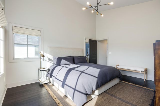 289 E Greenwood Avenue, Columbus, OH 43201