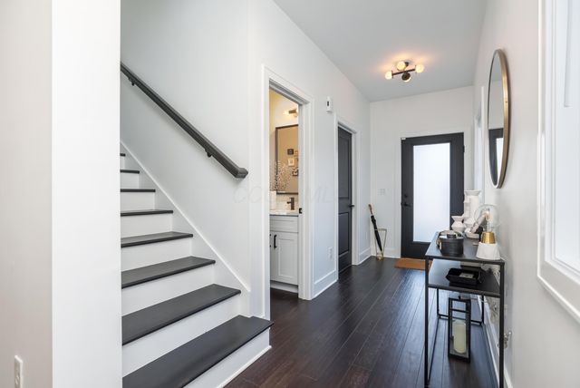 289 E Greenwood Avenue, Columbus, OH 43201