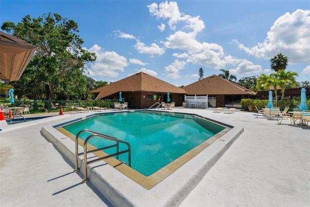 6061 FAIRWAY LANE 1411, Bradenton, FL 34210