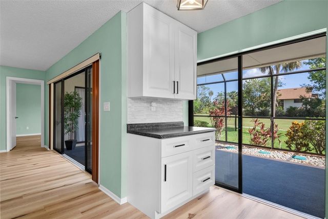 6061 FAIRWAY LANE 1411, Bradenton, FL 34210