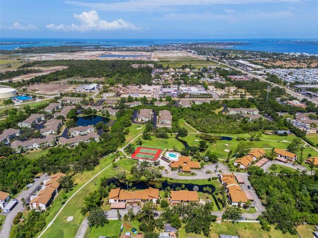 6061 FAIRWAY LANE 1411, Bradenton, FL 34210