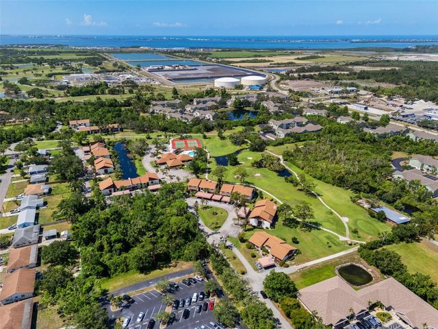 6061 FAIRWAY LANE 1411, Bradenton, FL 34210