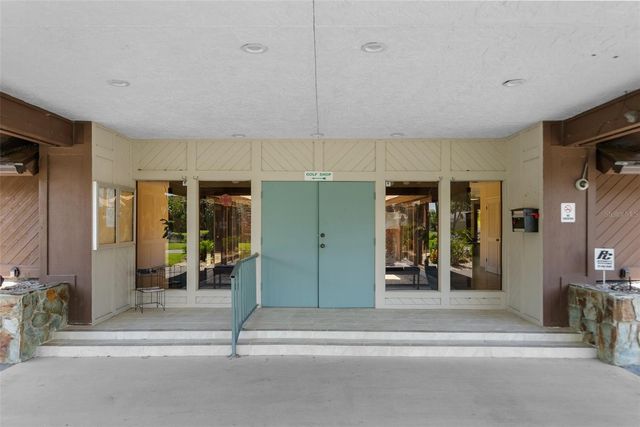 6061 FAIRWAY LANE 1411, Bradenton, FL 34210