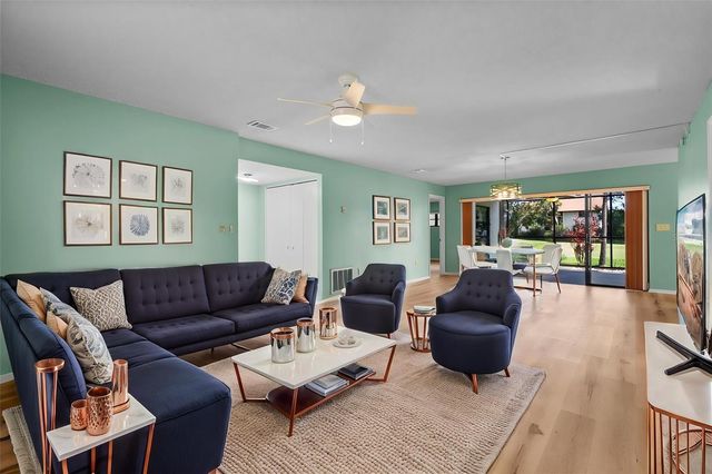 6061 FAIRWAY LANE 1411, Bradenton, FL 34210