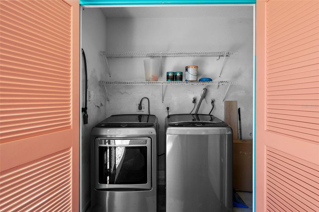 Image 19 of property listing at 6061 FAIRWAY LANE 1411, Bradenton, FL 34210