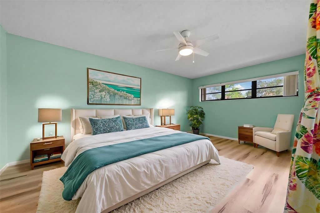 Image 20 of property listing at 6061 FAIRWAY LANE 1411, Bradenton, FL 34210