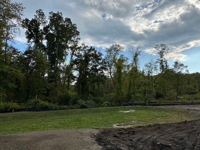 3 Coach Road, Easton, MA 02375