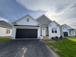 3 Coach Road, Easton, MA 02375
