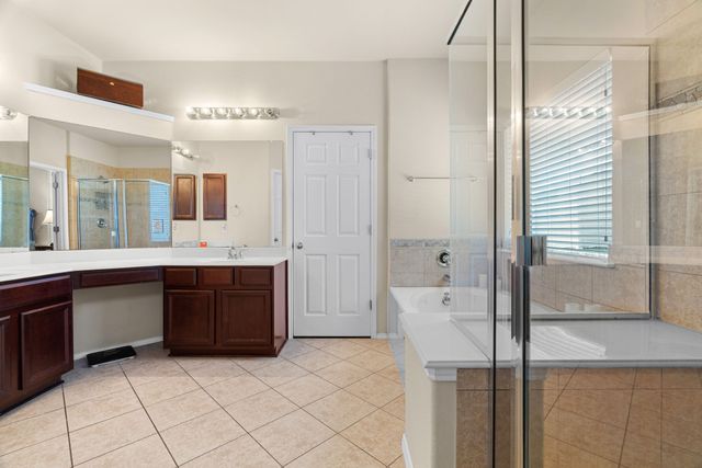 904 Amherst Drive, Desoto, TX 75115