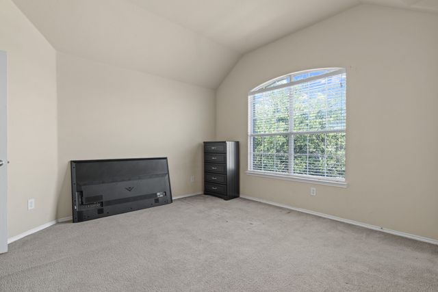 904 Amherst Drive, Desoto, TX 75115
