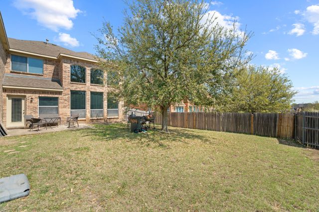 904 Amherst Drive, Desoto, TX 75115