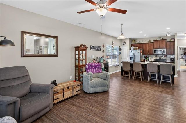 85 Willowrun SW Drive, Rome, GA 30165