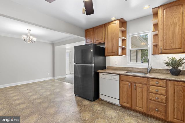 1404 RYAN RD, Fallston, MD 21047