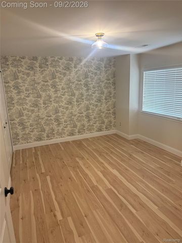6821 Boulder Pointe dr, Washington Township, MI 48094