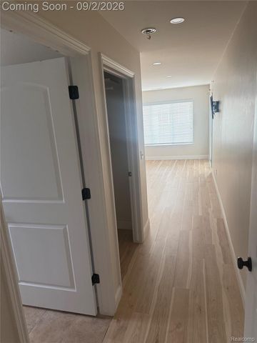 6821 Boulder Pointe dr, Washington Township, MI 48094