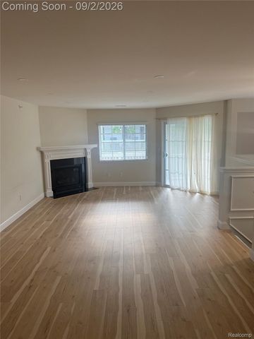 6821 Boulder Pointe dr, Washington Township, MI 48094